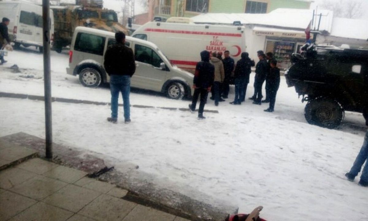 Kar Yağışı Beraberinde Kazaları Getirdi