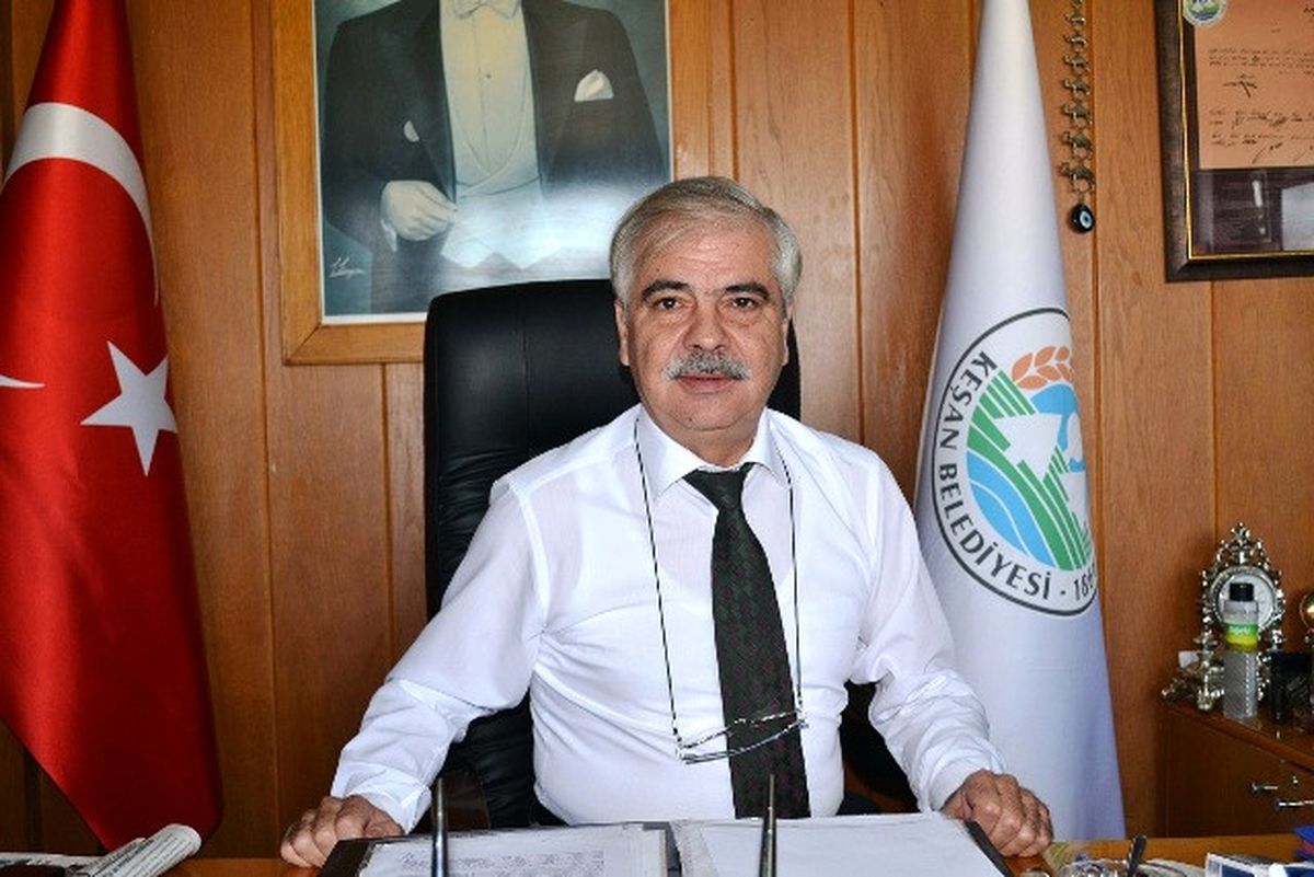 Karneleriyle Belediye Başkanı Özcan\'ı Ziyaret Ettiler