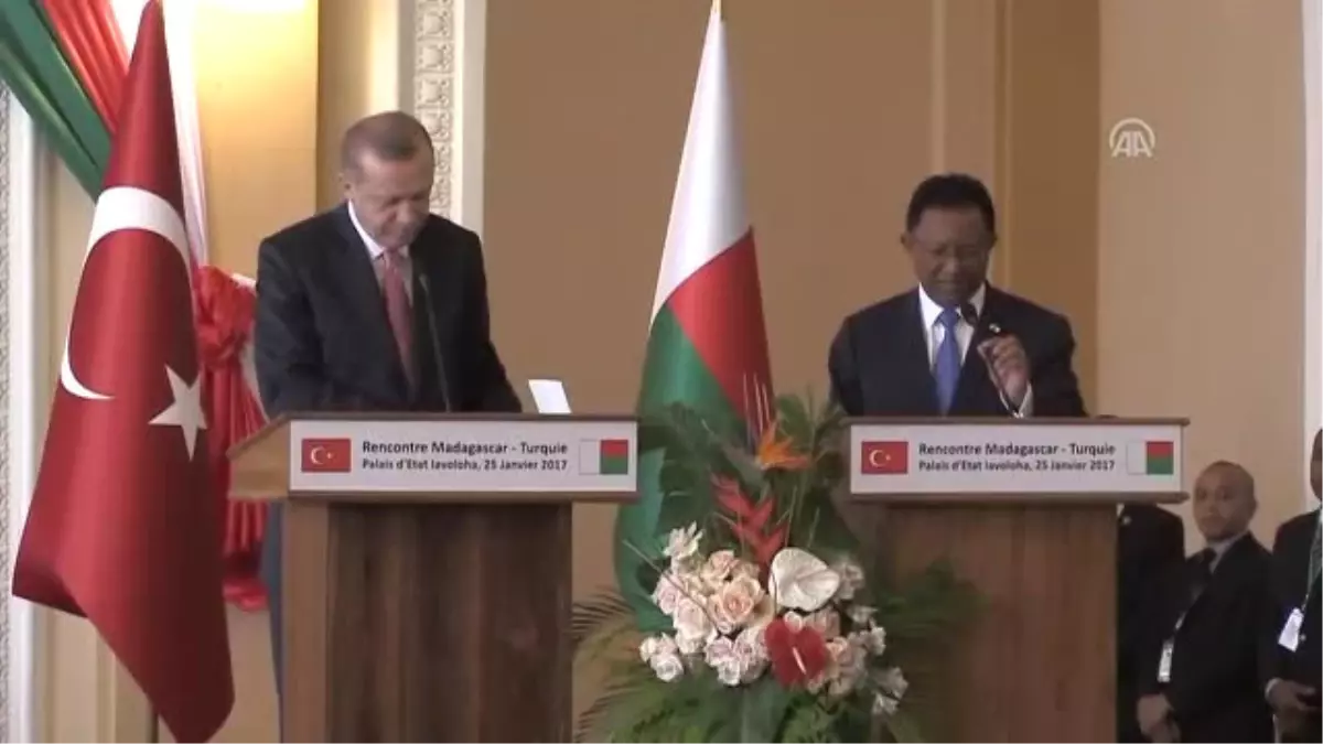 Madagaskar Cumhurbaşkanı Hery Rajaonarimampianina