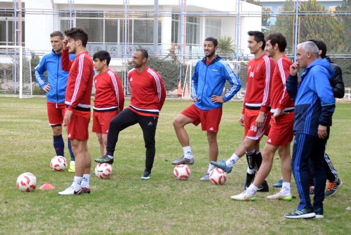 Mersin İdmanyurdu\'nda Sivasspor Maçı Hazırlıkları Sürüyor