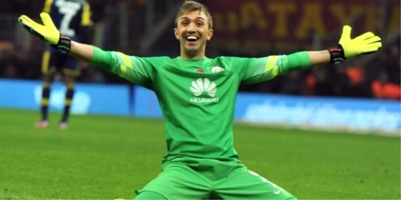 Muslera Galatasaray\'da Kalacak Mı?