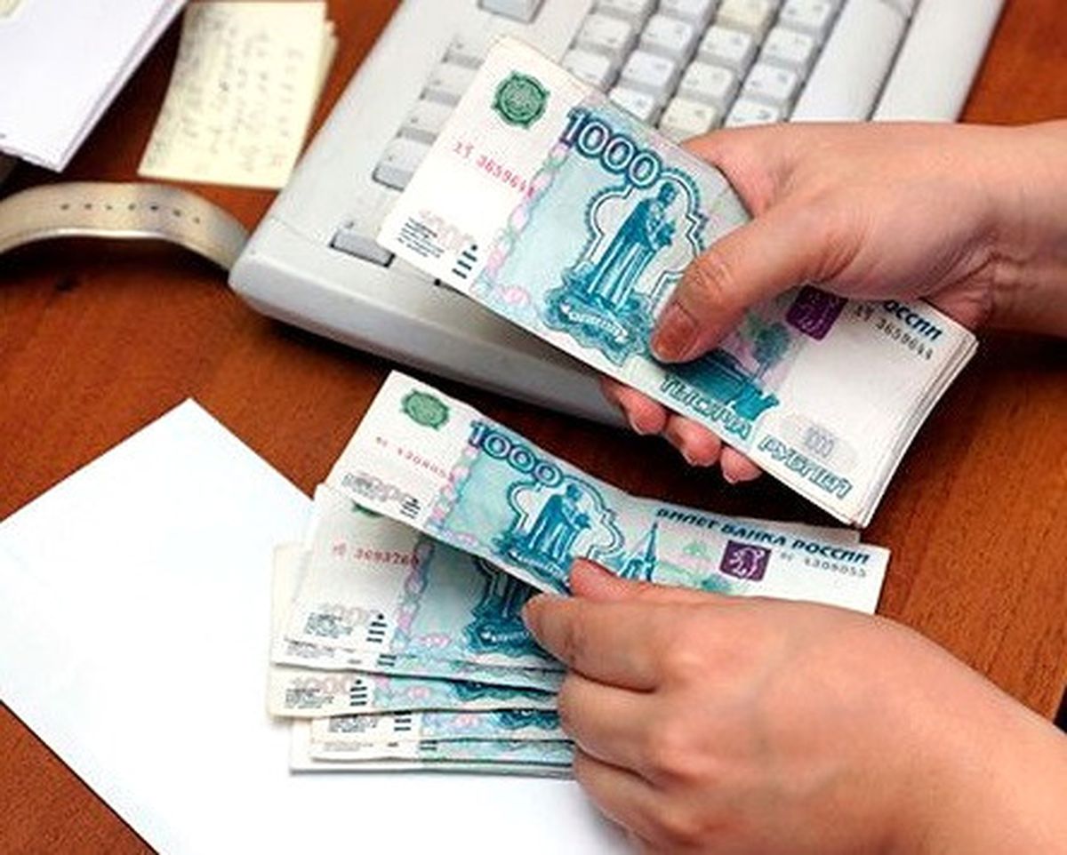 Rus Devlet Duma\'sı, Tasarruf Ettiği 780 Milyon Rubleyi İade Etti
