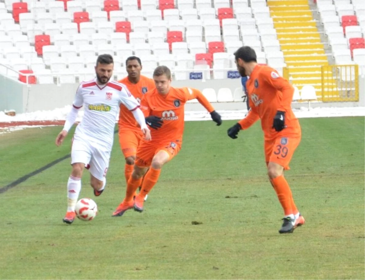 Sivasspor- Medipol Başakşehir: 0-0 (Ziraat Türkiye Kupası)