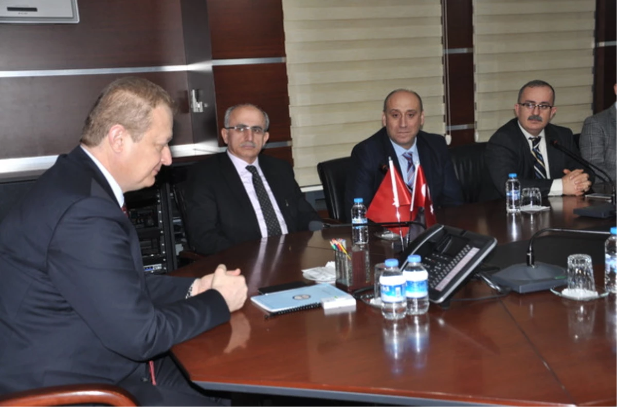Trabzon Valiliği ile Batum Başkonsolosluğu Arasında Protokol