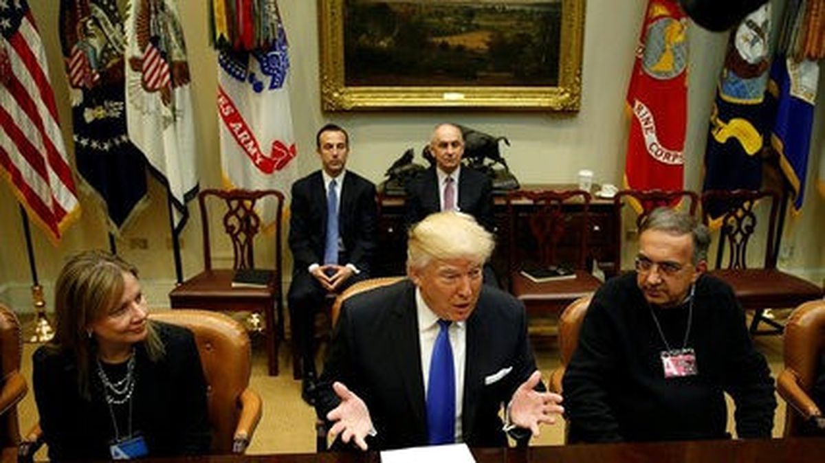 Trump Otomotiv Devlerinin Liderleriyle Görüştü