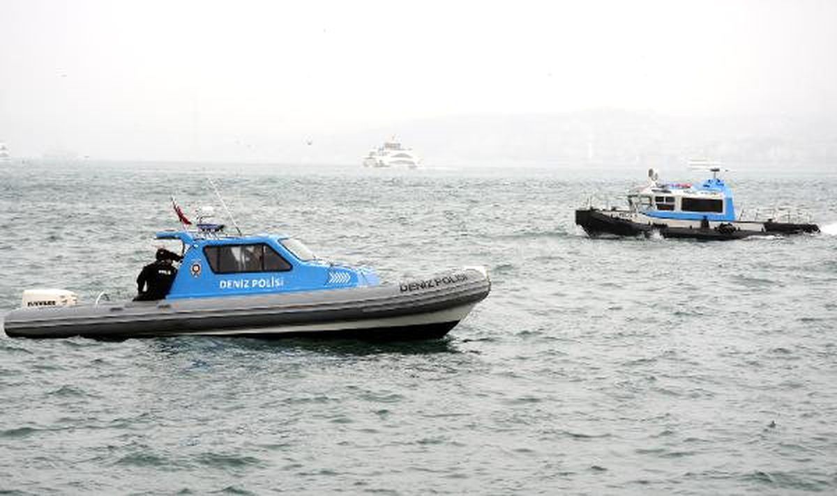 Yeniden) 40 Günlük Bebeğini Denize Attı,pişman Olunca Teslim Oldu