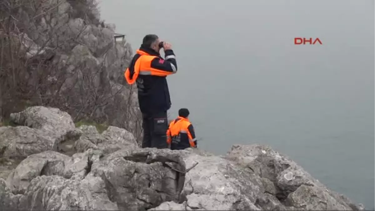 Zonguldak\'ta Denize Atlayan Kadını Aramalar Sürüyor