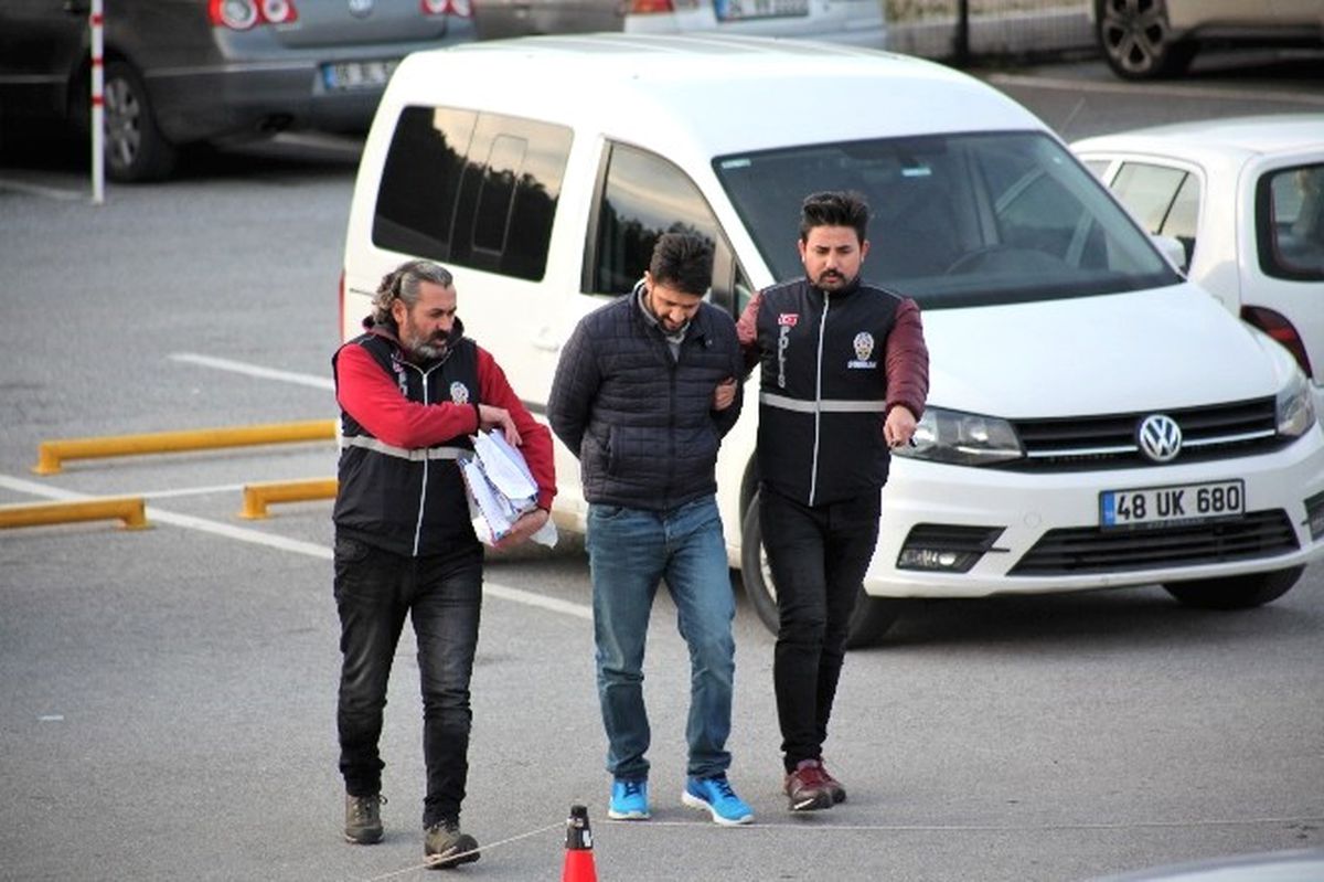 35 Saniyede 23 Telefon Çaldı
