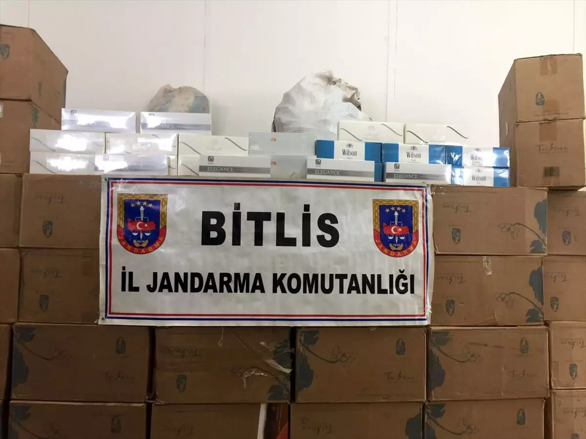 Bitlis\'te Kaçak Sigara Ele Geçirildi