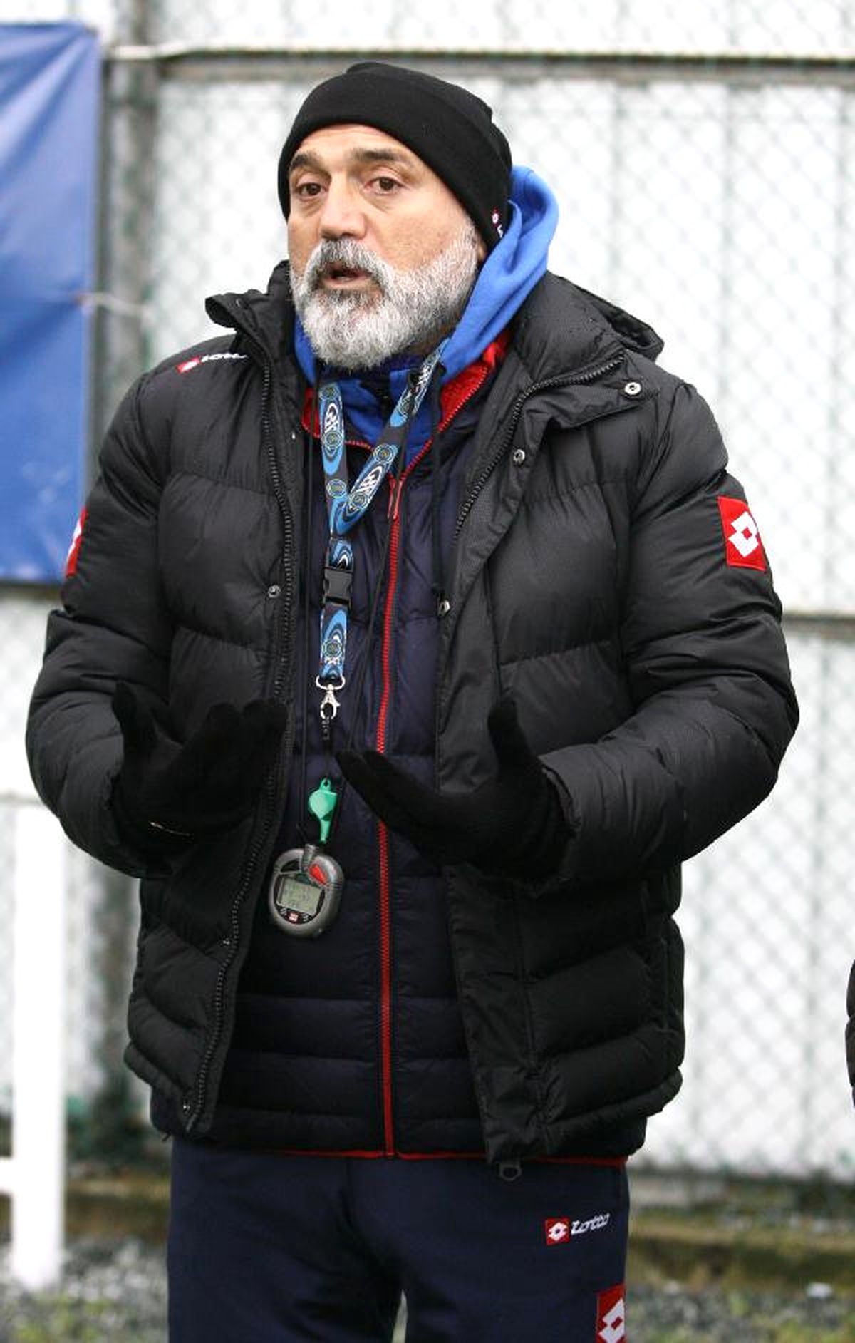 Çaykur Rizespor Teknik Direktörü Karaman\'dan Transfer Eleştirisi