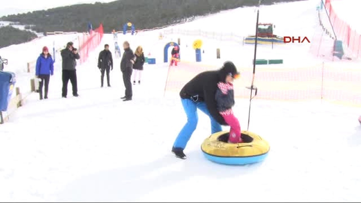 Erzurum Palandöken\'de Snowtubingler Tehlikeli Diye Kaldırıldı