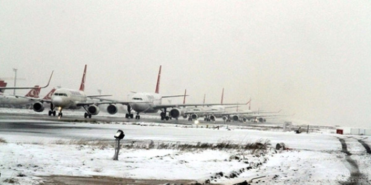 Erzurum ve Iğdır\'da Hava Ulaşımına Kar Engeli