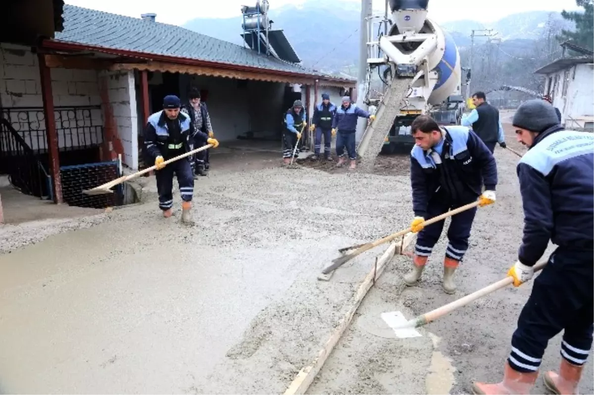 Fevzi Çakmak Caddesinde Beton Yol Çalışması