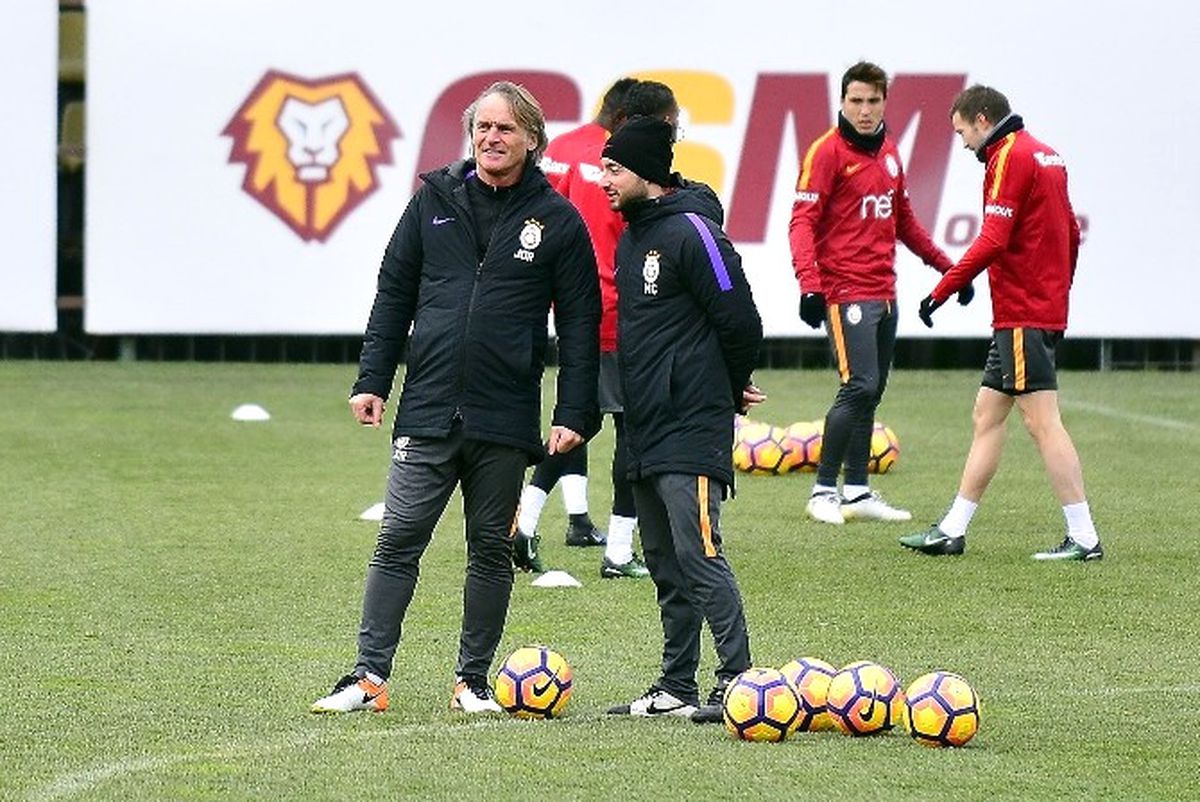 Galatasaray Hazırlıklarını Sürdürüyor