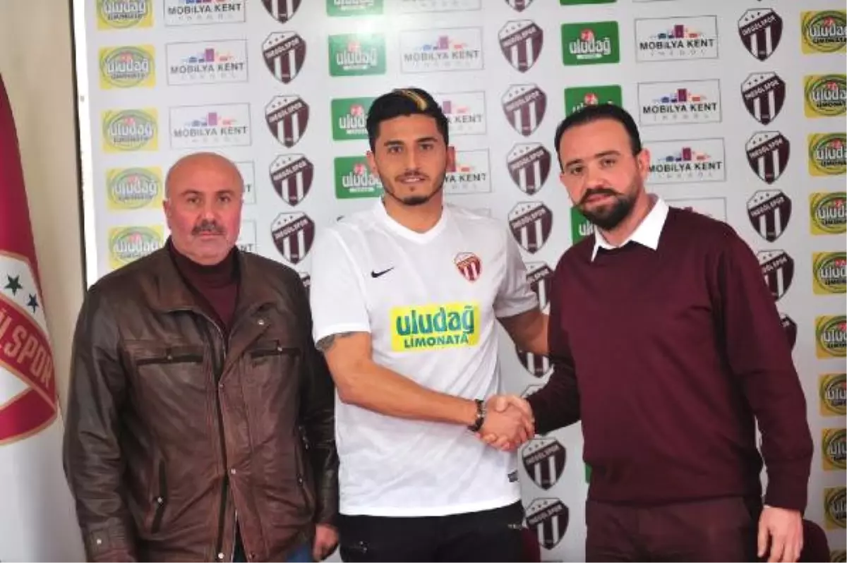 İnegölspor\'a Forvet Takviyesi