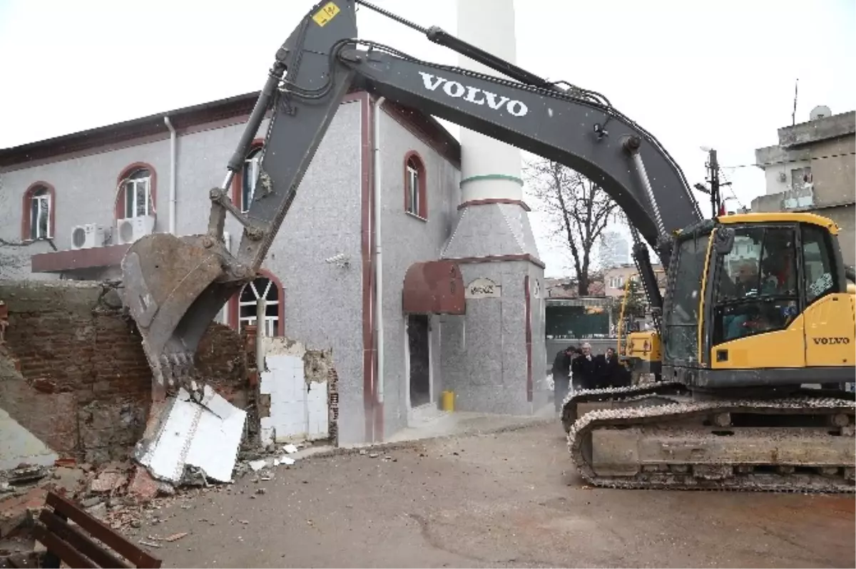 Mahalleler Büyükşehir ile Dönüşüyor