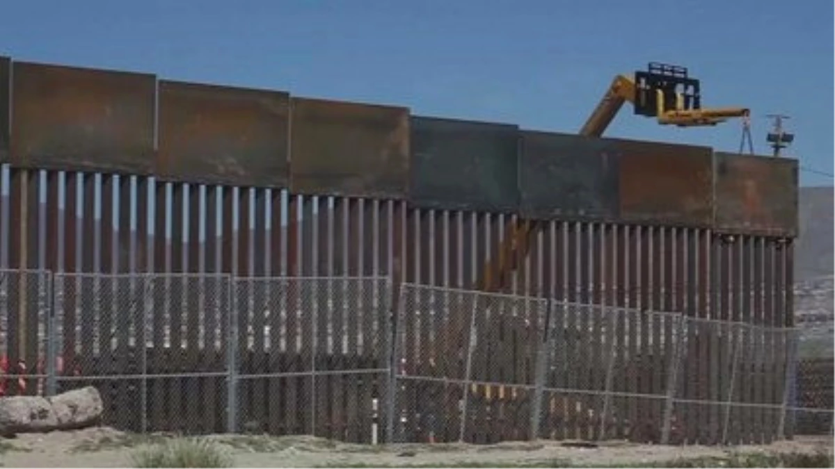 Meksika Trump\'ın "Duvar" Kararına Tepkili