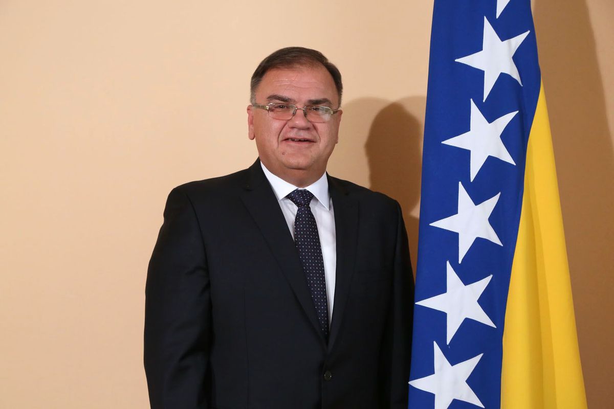 Sırbistan\'a Dava Açılması, Yeni Krizlere Neden Olur"