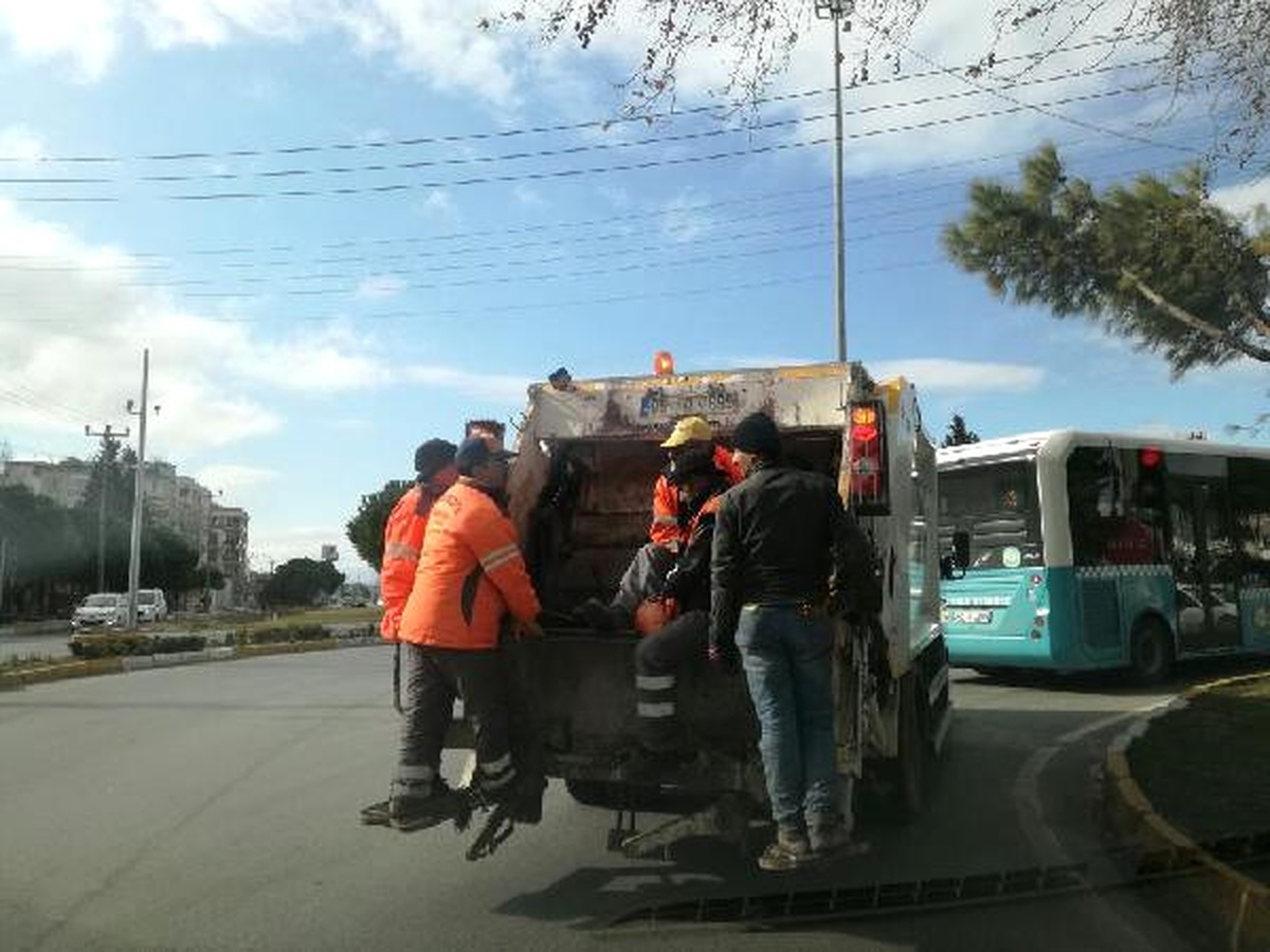 Temizlik İşçilerinin Tehlikeli Yolculuğu