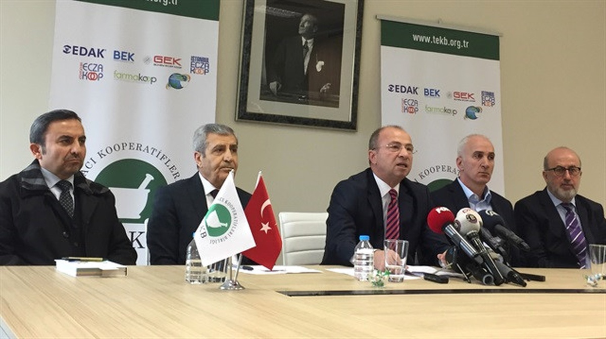 Tüm Eczacı Kooperatifleri Birliği\'nden İlaç Yokluğu Açıklaması