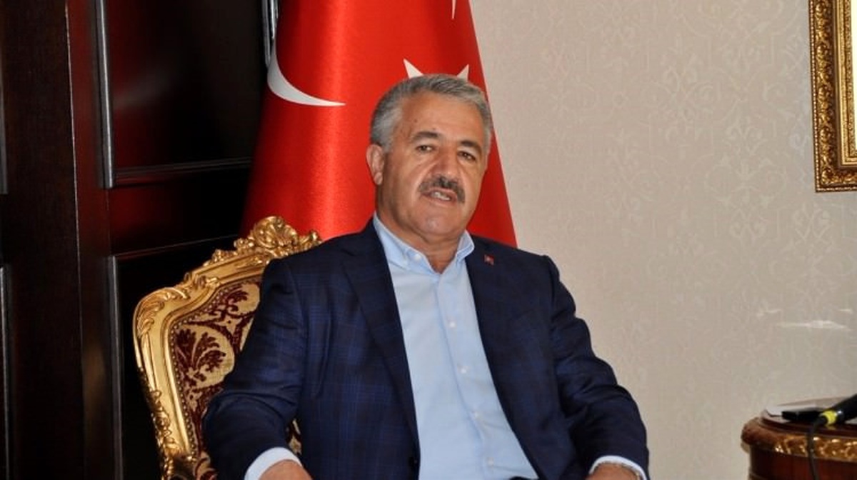 Ulaştırma Bakanı Arslan: 1915 Çanakkale Köprüsü İhalesi İçin 24 Firma Şartname Aldı