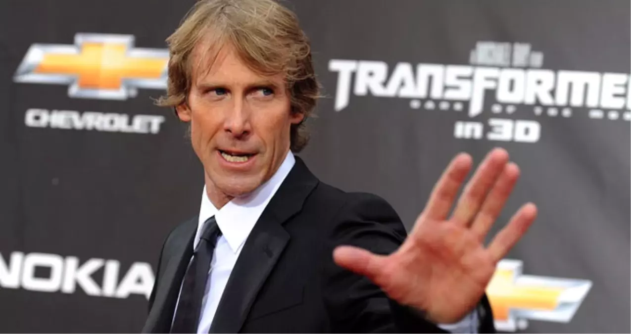 Yönetmen Michael Bay, Trump\'ı \'ABD\'yi Batıran Başkan\' Filminde Anlatacak