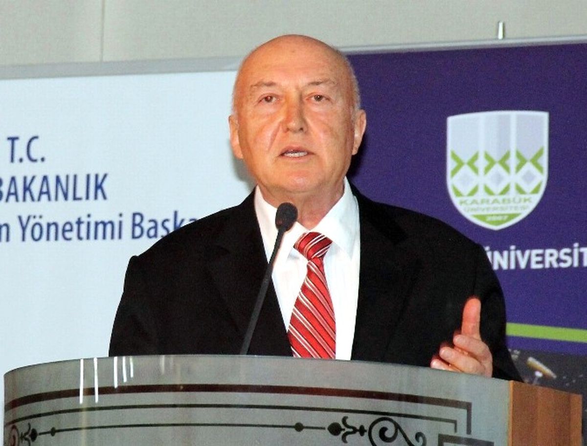 Ahmet Ercan: "Marmaris Kıyılarında Yüksek Binalara İzin Verilmemeli"