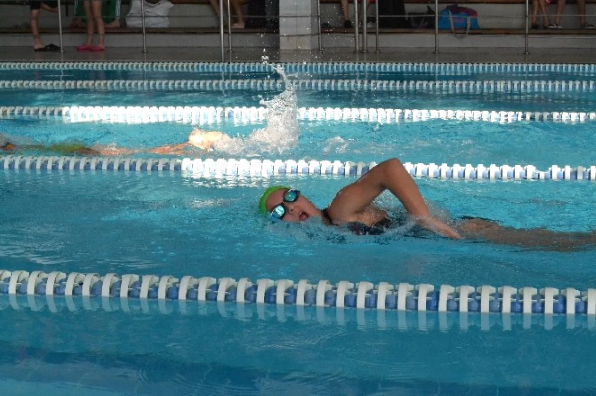 Anadolu Yıldızlar Ligi Yüzme Yarışları Tamamlandı