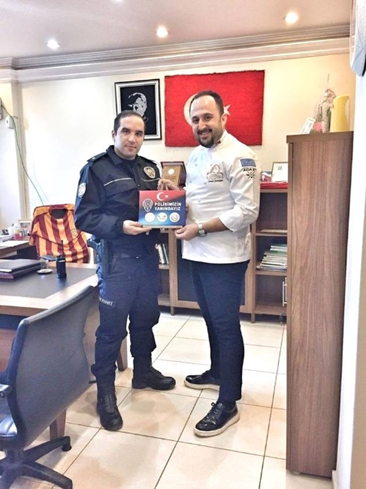 Aşçılardan Çevik Kuvvet\'e Destek Ziyareti