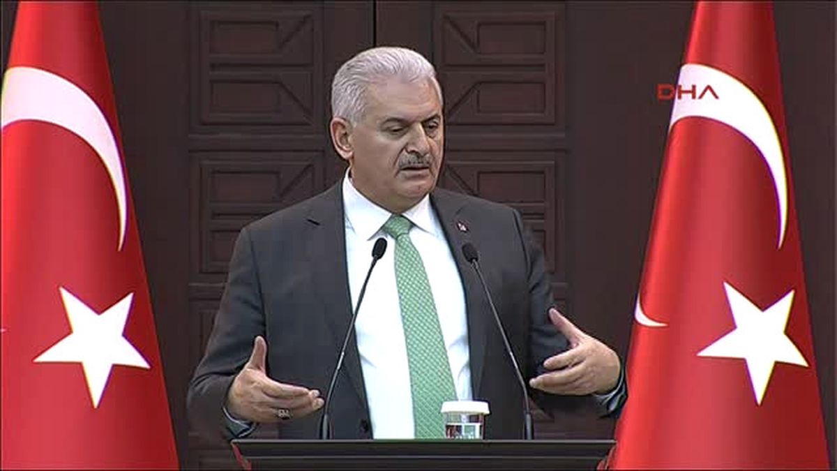 Başbakan Yıldırım Atatürk\'ün Partisine Ülkeyi Bölenlerle Kol Kola Girmek Yakışır Mı