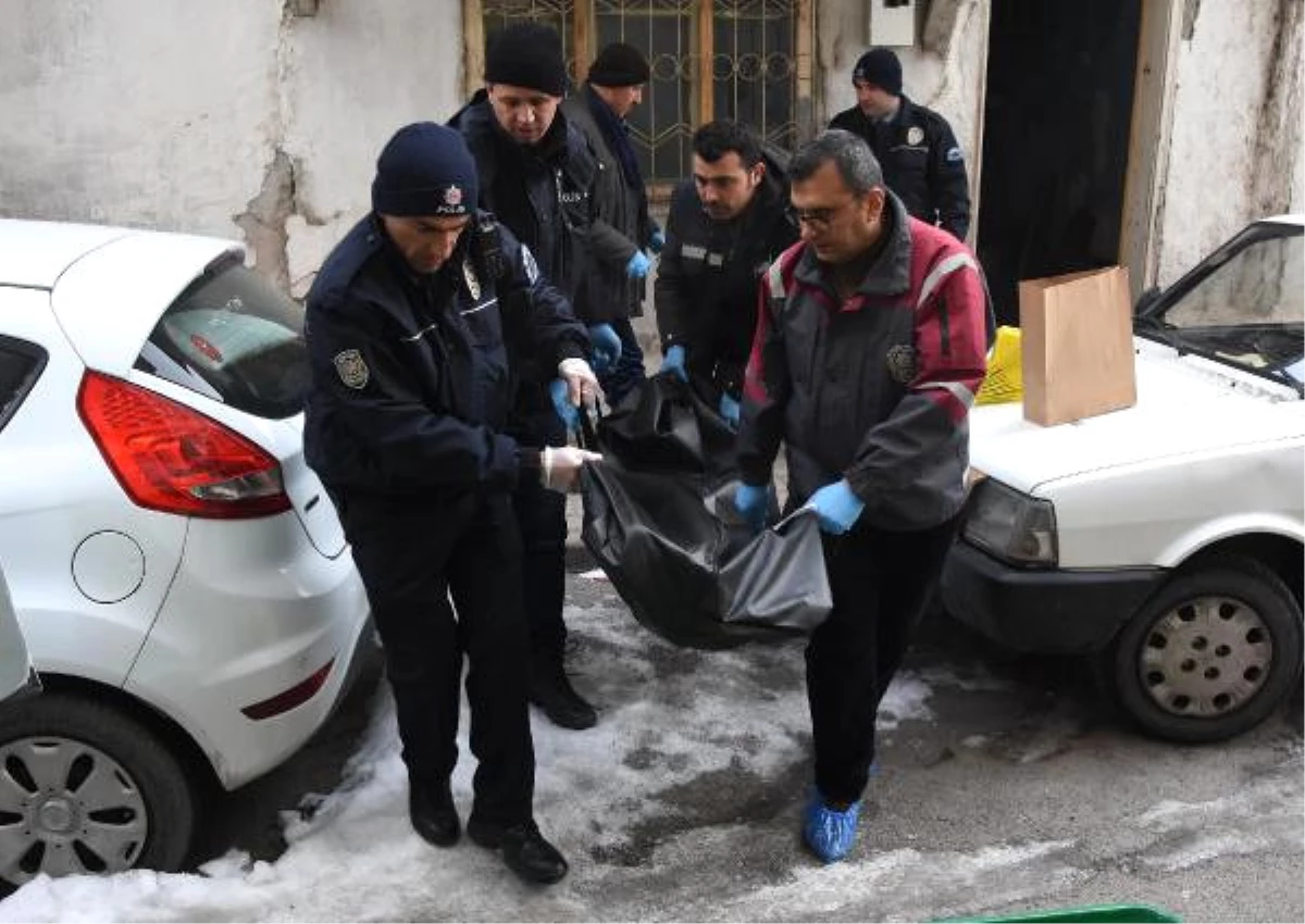 Çankırı\'da Karbonmonoksit Gazından Zehirlenen Kişi Öldü