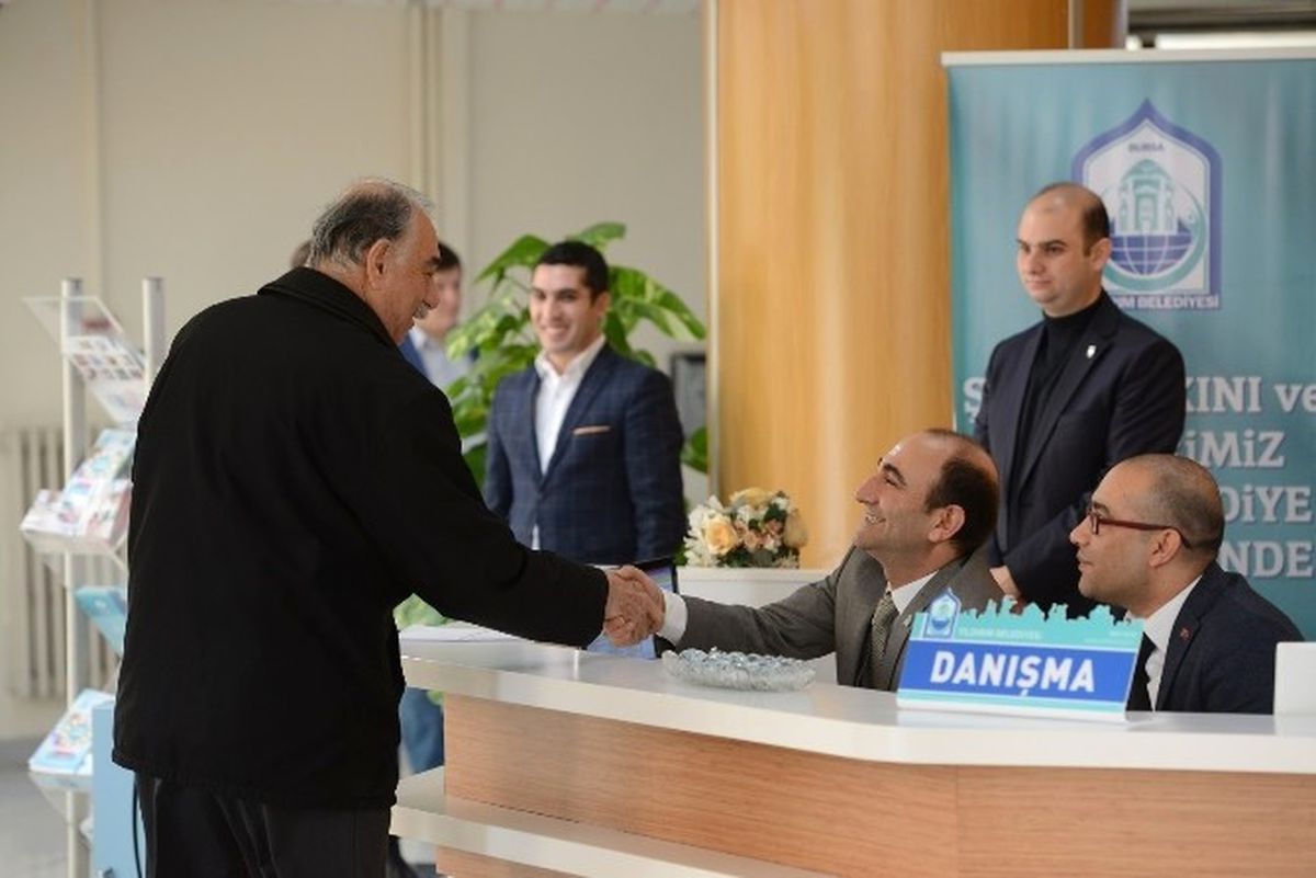 Edebali Vatandaşı Danışmada Karşılıyor