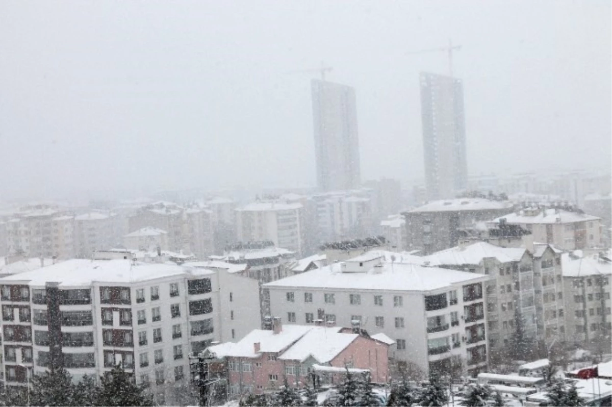 Elazığ\'da 383 Köy Yolu Kapandı