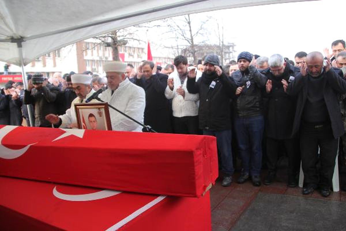 Fırat Kalkanı\'nın 55\'inci Şehidi Ordu\'ya Uğurlandı (3)