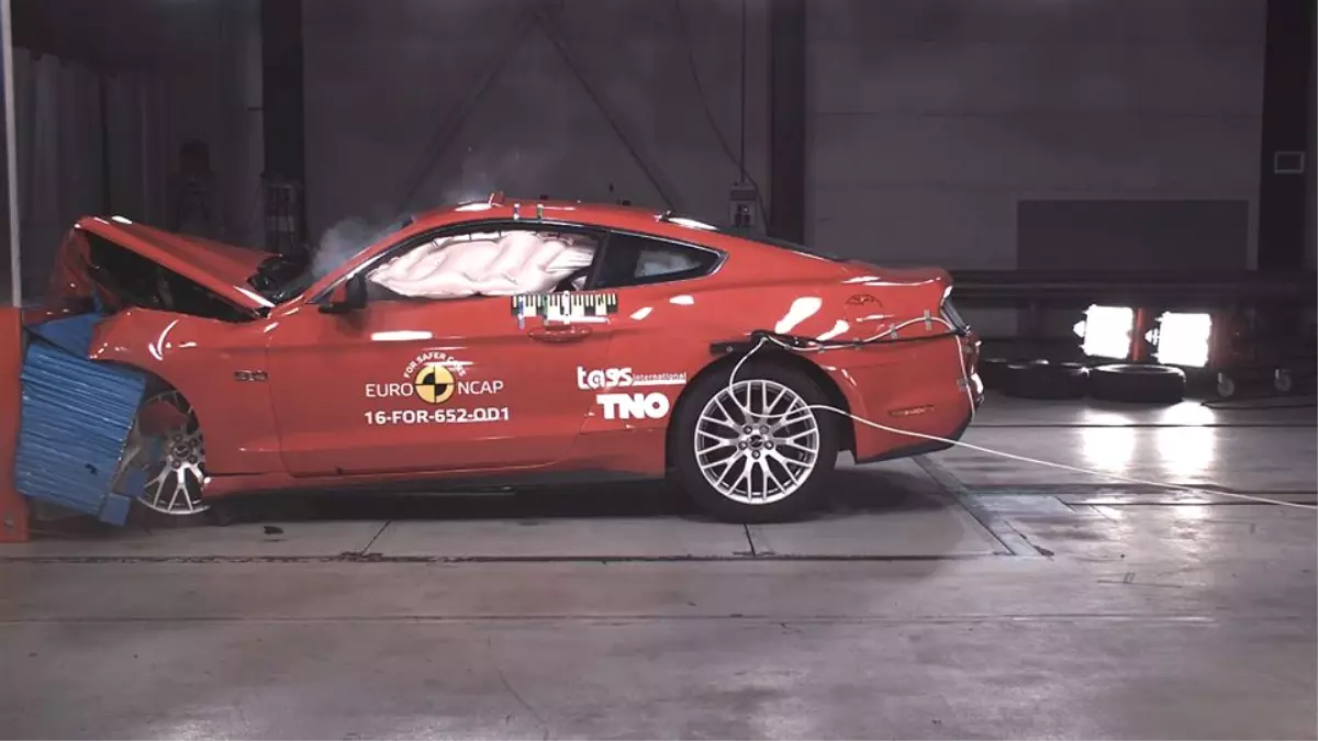 Ford Mustang\'e Euroncap Sürprizi