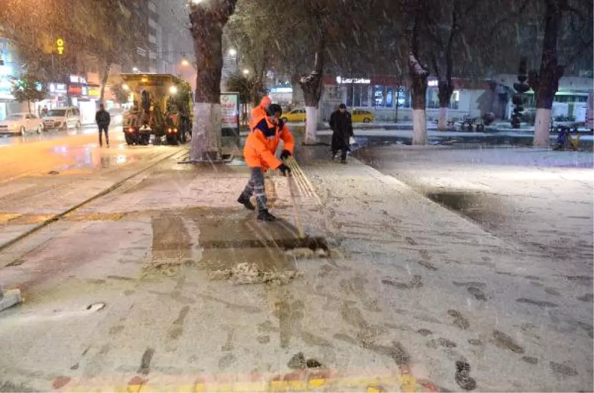 Malatya Beyaza Büründü