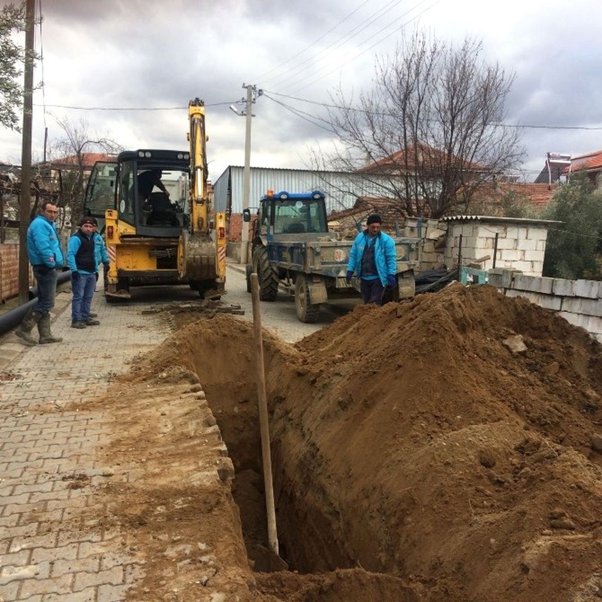 Sarıgöl\'de Eskiyen Kanalizasyon Hatları Yenileniyor