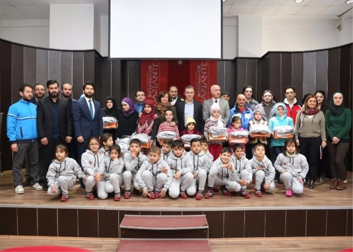 Suriyeli Çocuklara Sportif Destek Projesi Yapıldı