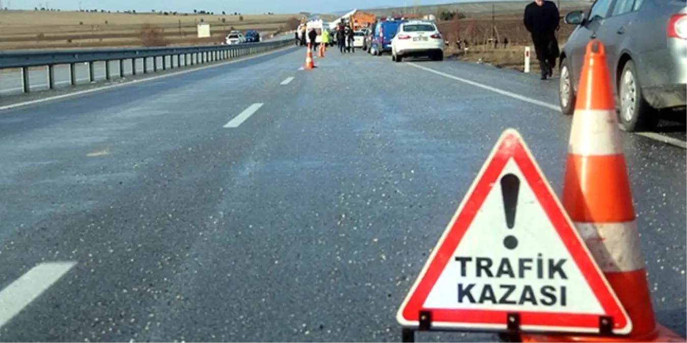 Tekirdağ\'da Trafik Kazası: 1 Ölü, 2 Yaralı