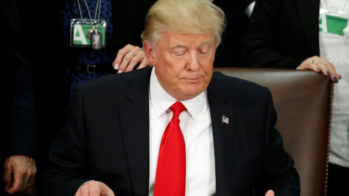 Trump, Duvarın Maliyetini Meksika Vergisiyle Karşılayacak