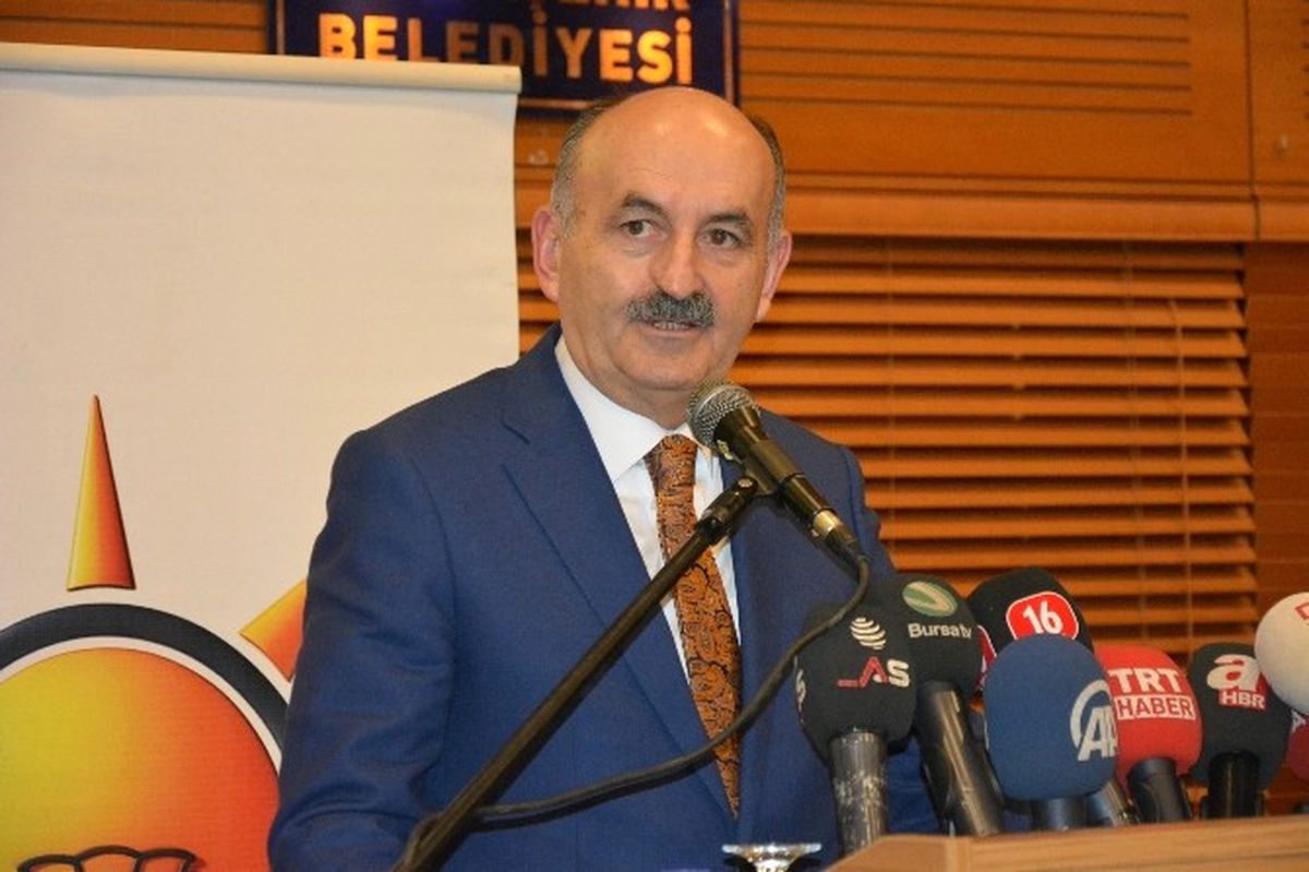 Bakan Müezzinoğlu: "Hayırcılar Bu Milletten Korkanlardır"
