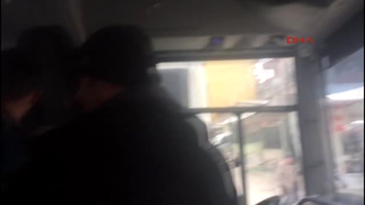 Bursa\'da Otobüs Şoförünü, Yol Vermedi Diye Darp Ettiler