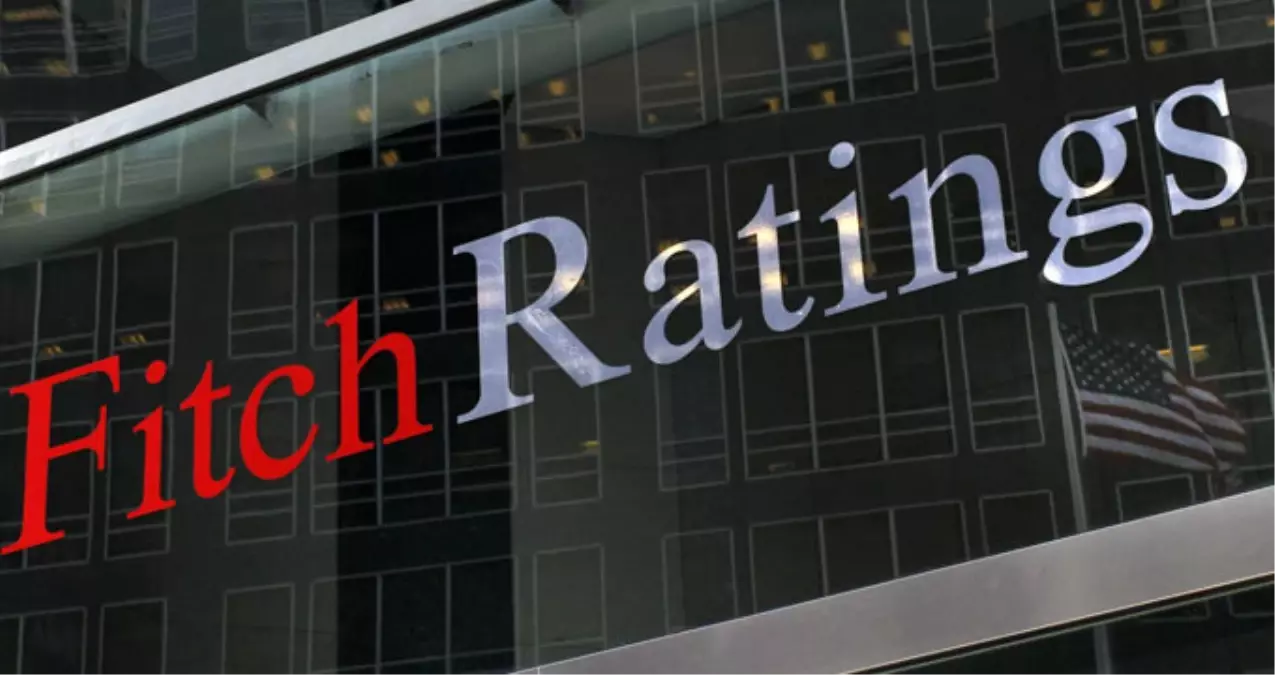 Fitch Türkiye\'nin Kredi Notunu Düşürdü