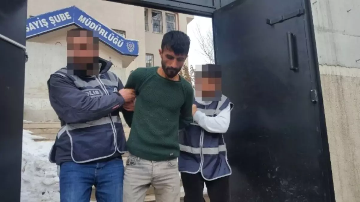 İmam Nikahlı Eşini Öldüren Şahıs Polise Teslim Oldu