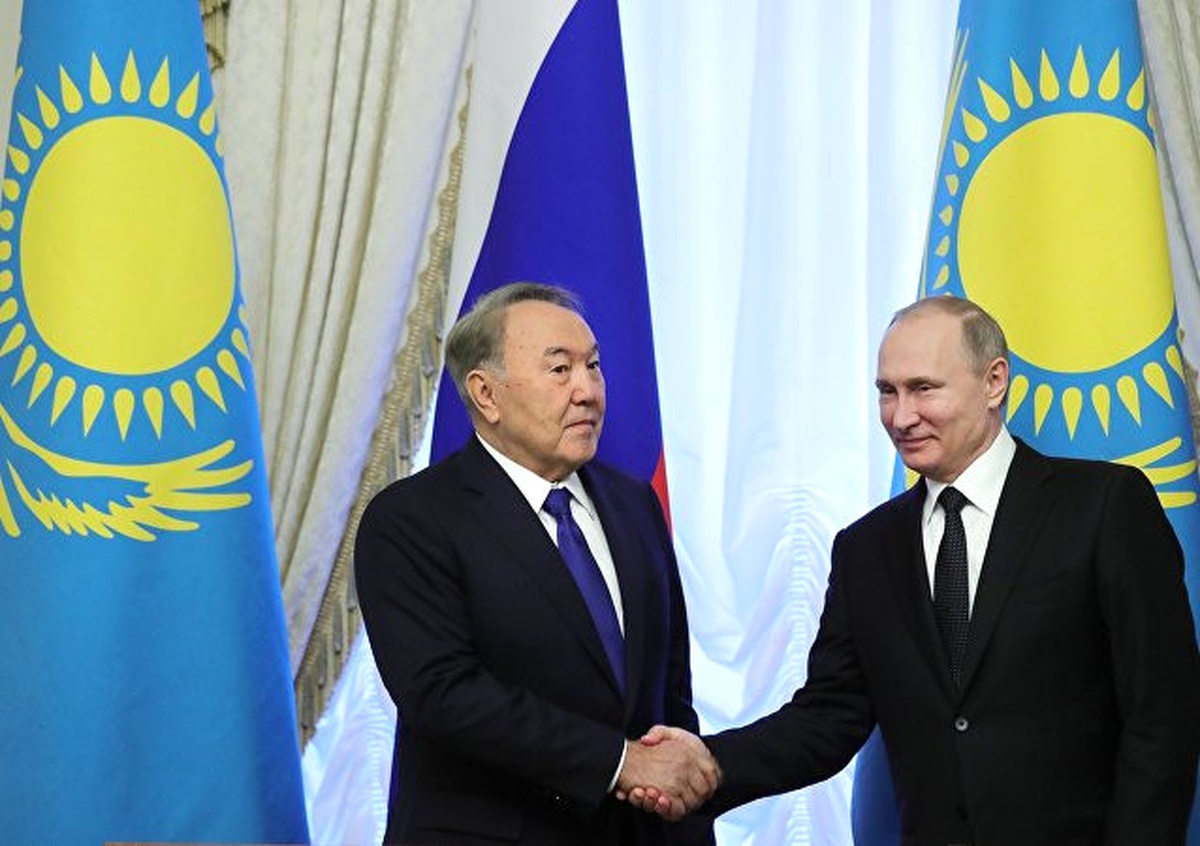 Nazarbayev Rus Mevkidaşı Putin ile Telefonda Görüştü
