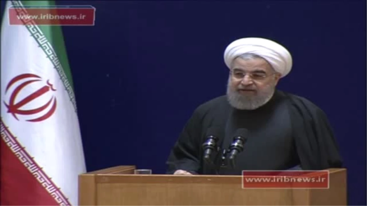 Ruhani: Bugün Halklar Arasında Duvar Örülecek Gün Değildir