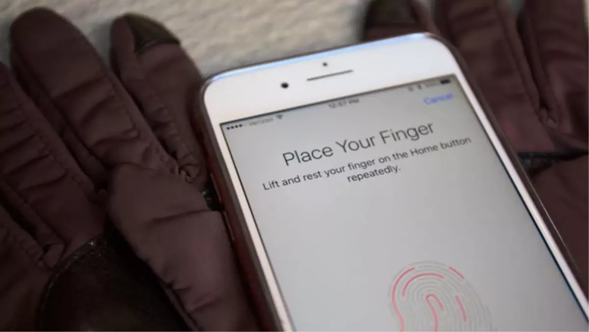 Touch Id\'yi, Eldiven ile Açın!