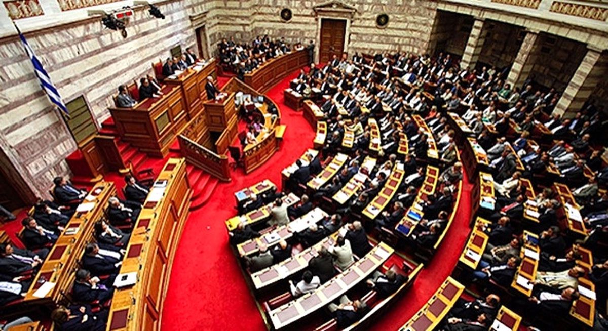 Yunanistan Meclisinden "İflas" Senaryosu