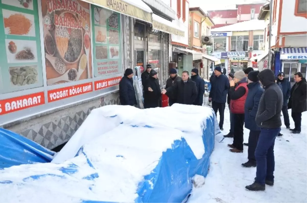 Zabıtadan \'Kaldırım İşgali\' Denetimi