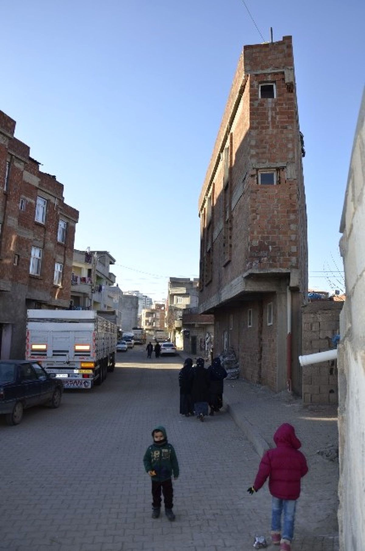 Bu Binayı Görenler Bir Daha Dönüp Bakıyor